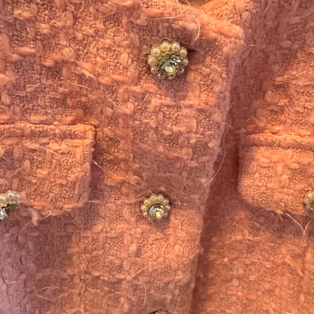 Ina Pink Tweed Cropped Blazer with Pearl Floral Buttons - Picture 4 of 7
